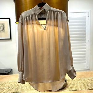 H&M l/s champagne tunic blouse- size XS 100% polyester)